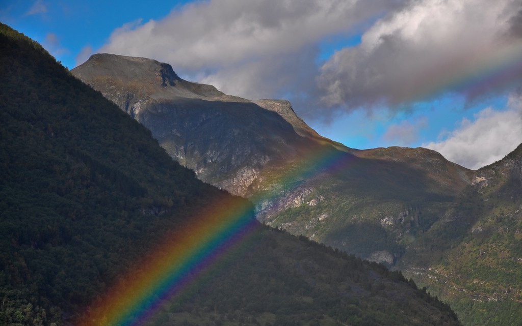 Regnbue Geiranger